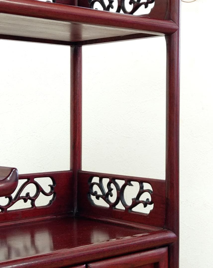 木製 唐木 花梨 彫刻 透かし彫り 茶箪笥 違い棚 飾り棚 茶棚 煎茶棚 収納棚