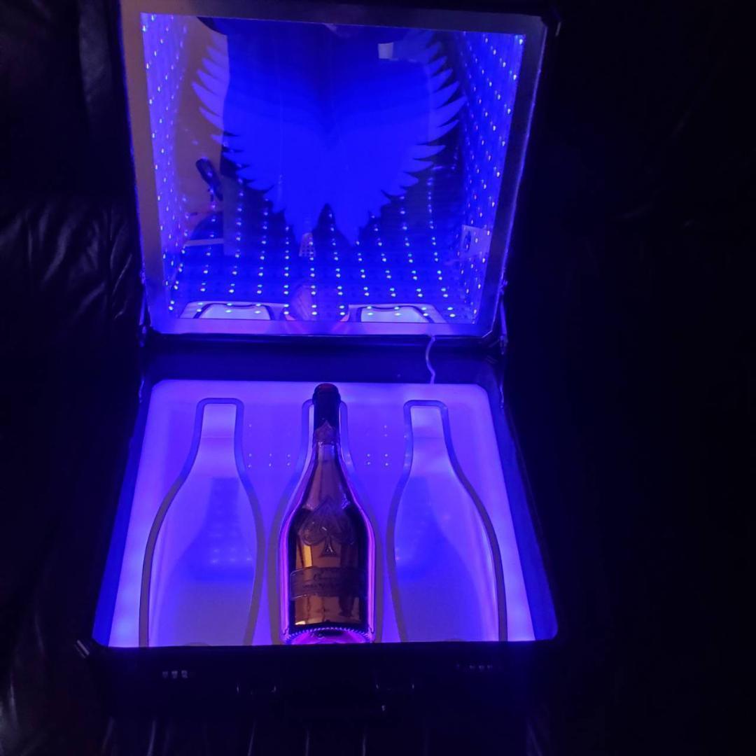 エンジェル アタッシュ ケース ANGEL シャンパン LED アルマンド