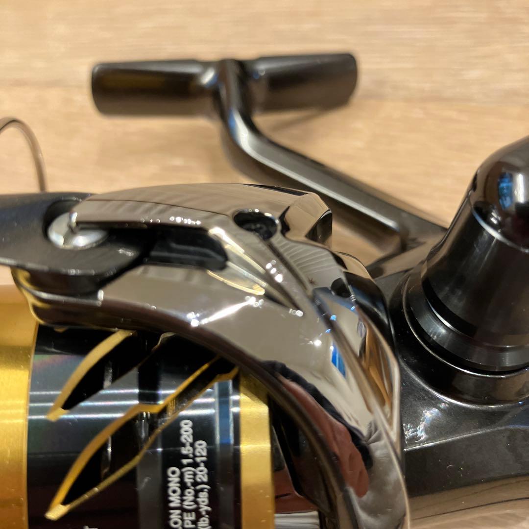 SHIMANO スピニングリール 20ツインパワー 中古