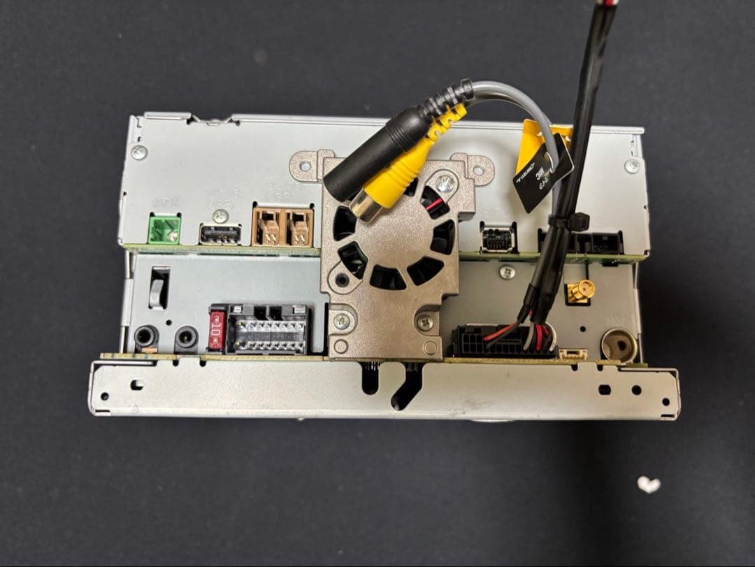 カロッツェリア　メモリーナビ　AVIC-BZ500III