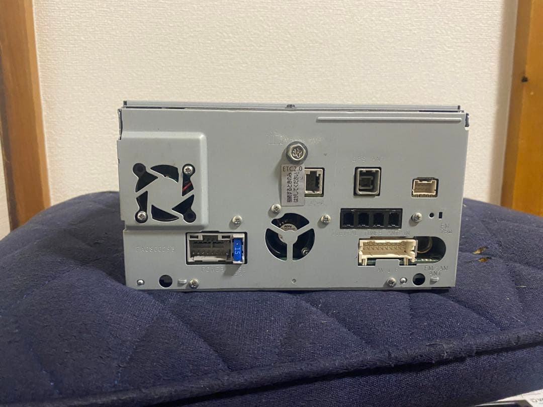 カーナビ Panasonic CN-RA05D