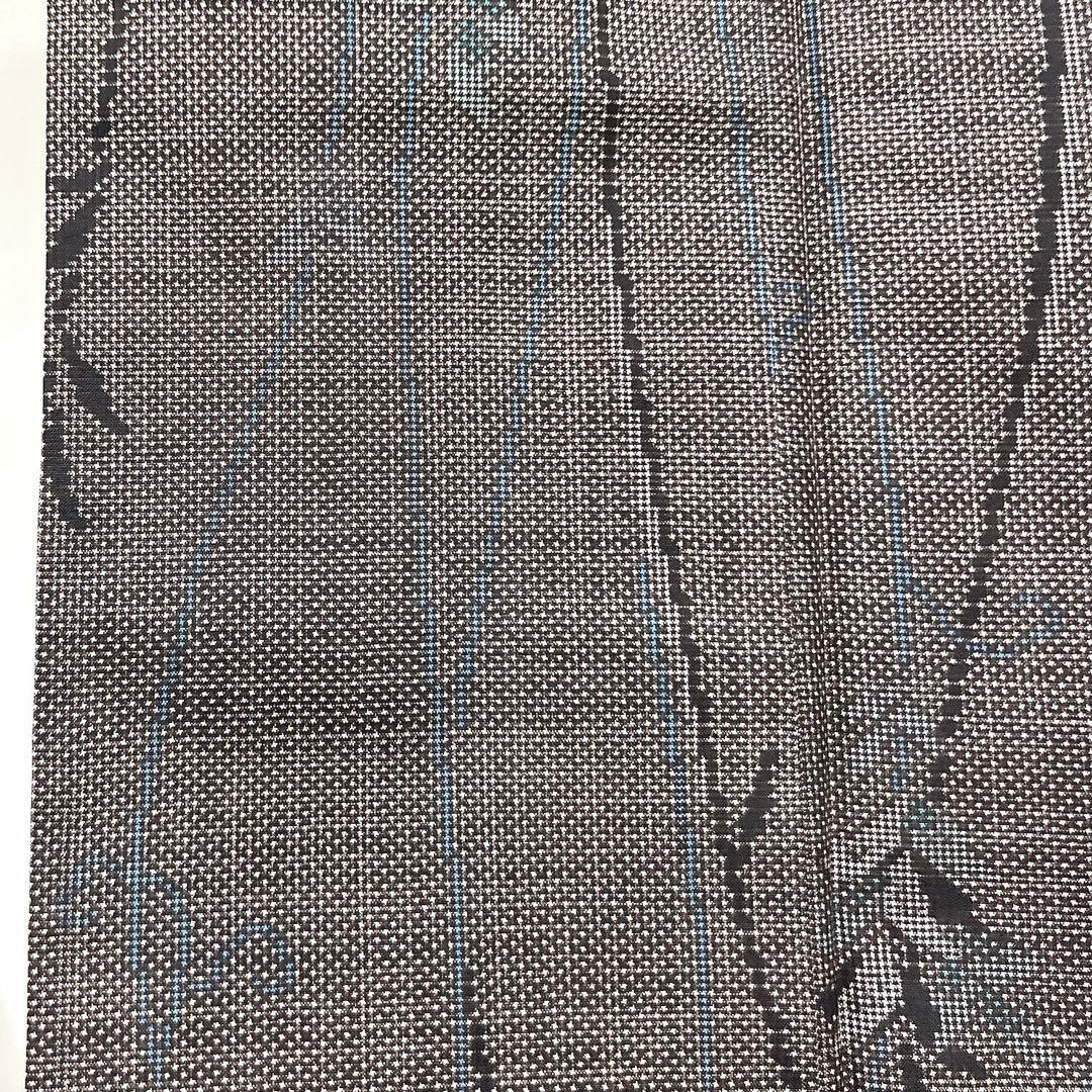 小紋　大島紬　花模様　よろけ縞　泥染　唐草　唐花　着物　032k