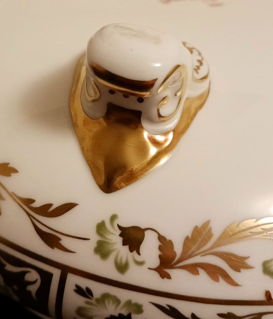 値下げ‼️ロイヤルクラウンダービーパネル グリーン 蓋付き野菜皿(1700ml)