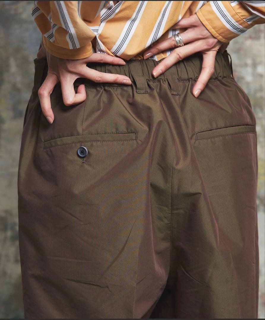 ユニセックス マルチファブリック シャンブレー ワイド ショーツ