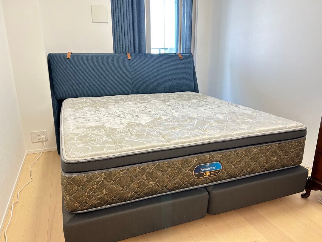 【Jason 様限定】ほぼ新品シモンズ　キングサイズマットレスフレーム