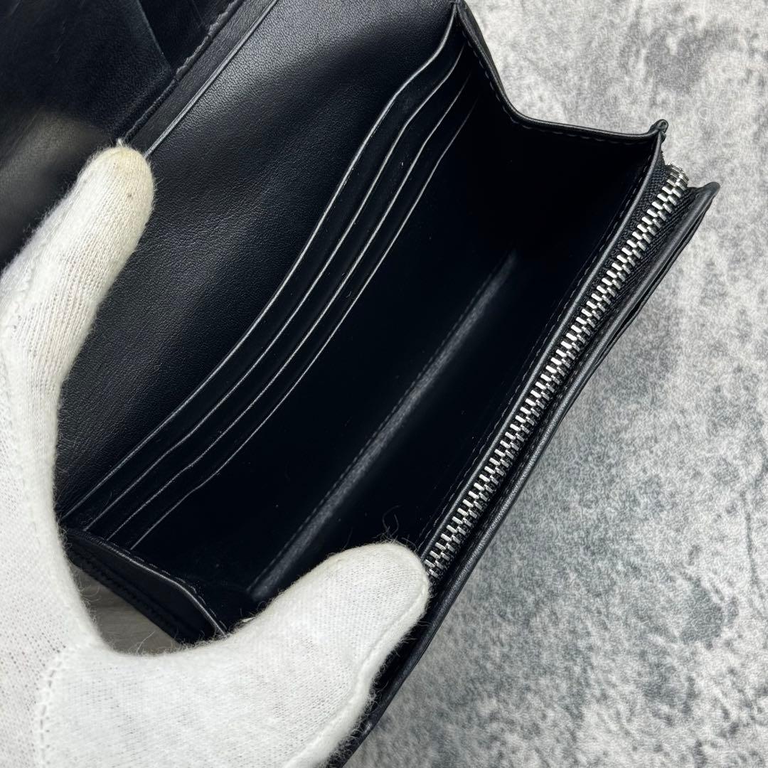 美品✨ロエベ リピート アナグラム 型押し 二つ折り財布 ブラック