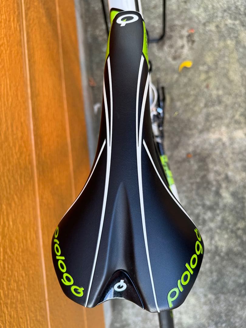 ロードバイク キャノンデール CAAD10 2015年　サイズ52