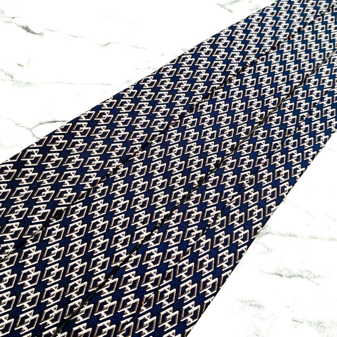 ✨未使用✨エルメス　立体3D H柄　ブラック✖️ライトゴールド　ネクタイ