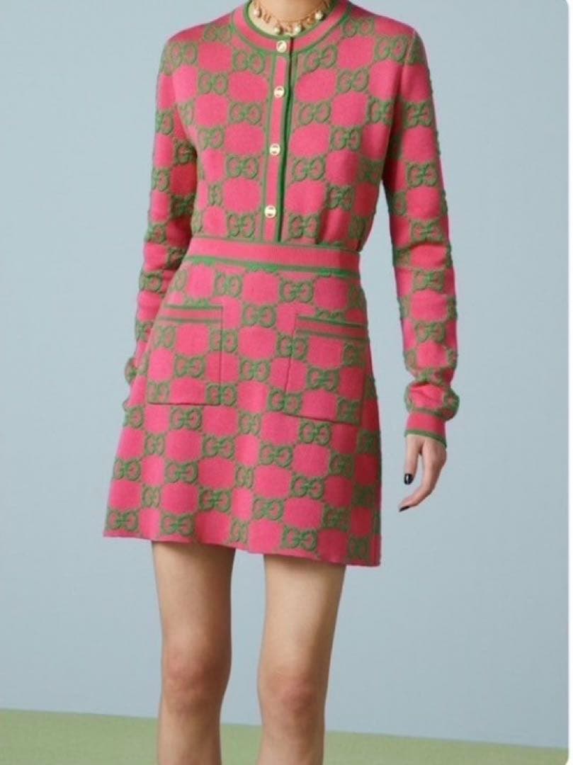 GUCCI GGロゴ ピンク　スカート