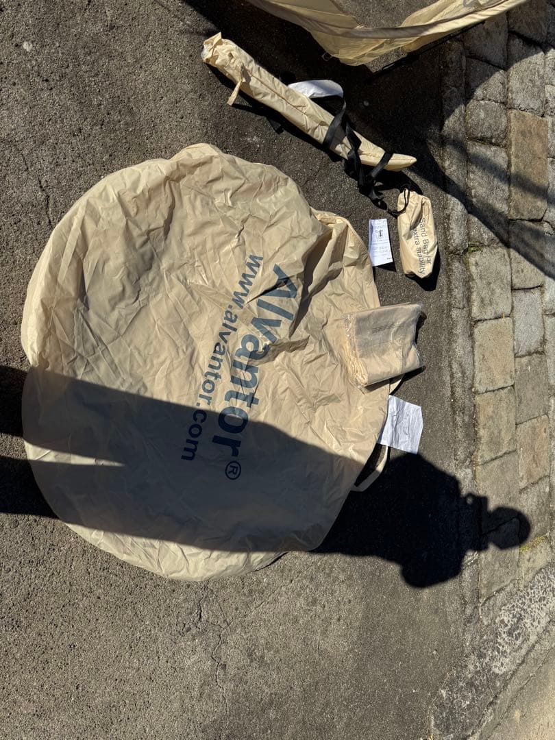 美品 Alvantorスクリーンハウス 4〜6人用ガゼボ　アルバンター直径約3m