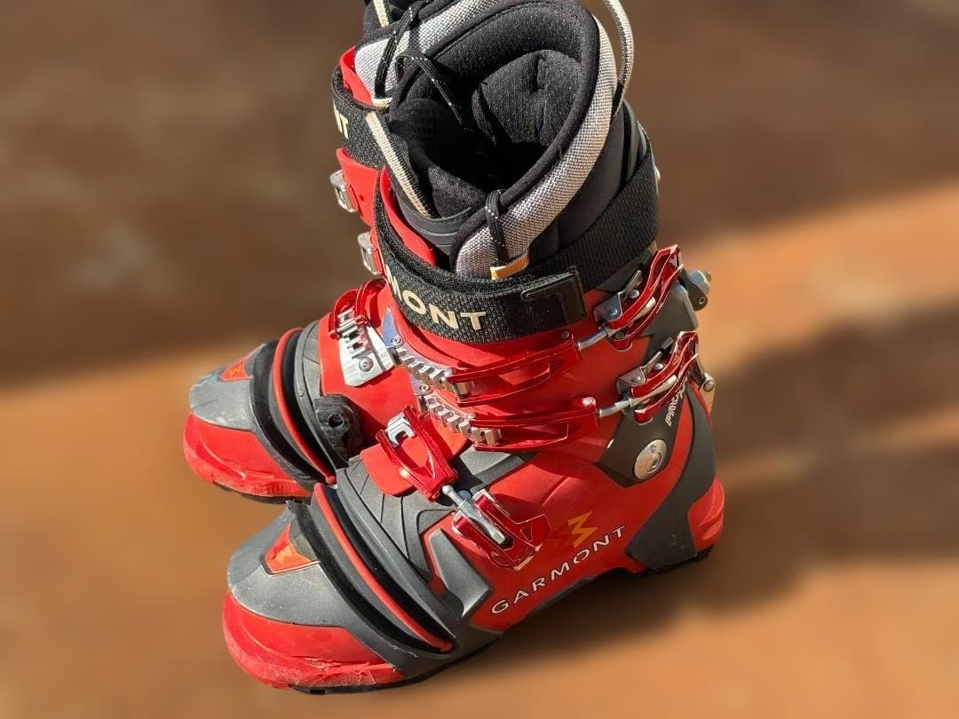 GARMONT テレマークスキーブーツ 赤/黒　25.5cm