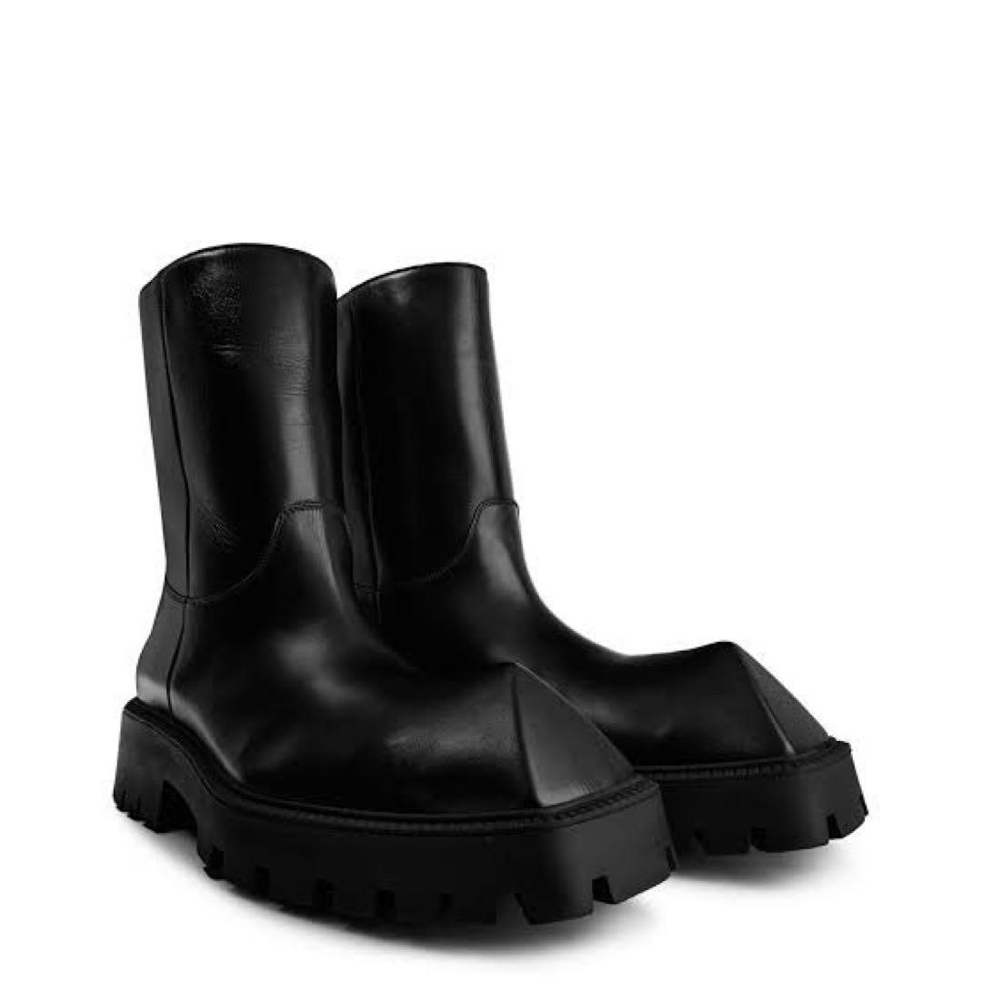 靴 BALENCIAGA Rhino Boots