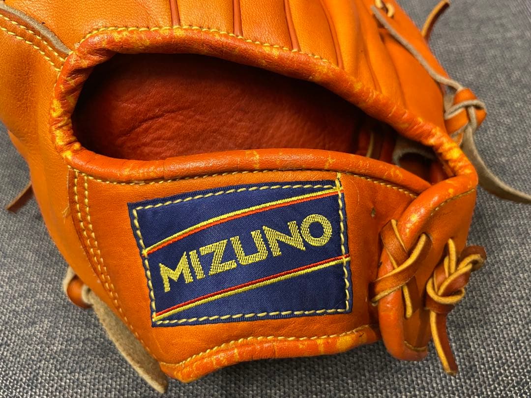 レア！　美津濃　ミズノ　廃盤ラベル　ビンテージ　MIZUNO 野球 軟式グローブ
