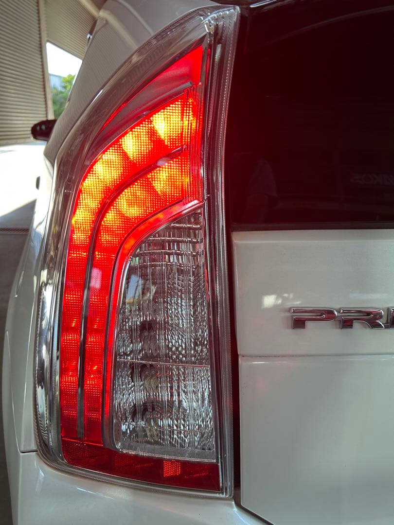 30プリウス 後期純正テールランプ 左右セット