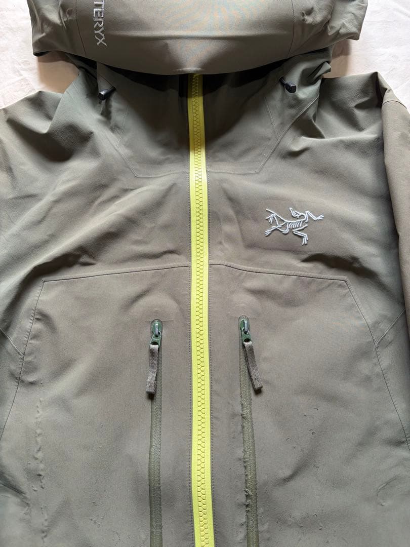 Arc’teryx sentinel lt jacket gore-tex