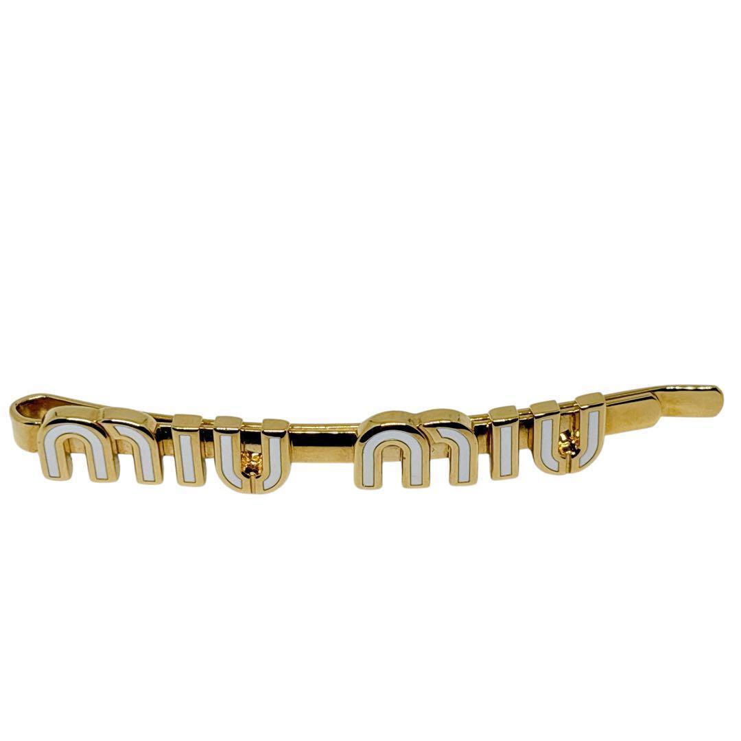 極美品 MIU MIU エナメル メタル ヘアクリップ ホワイト 51F146