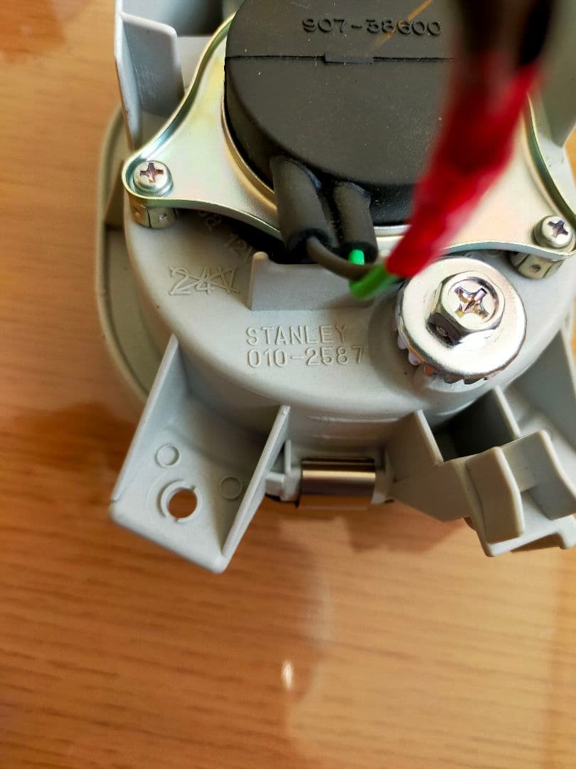 スズキ　フォグランプ　HA22S など　取扱説明書付き