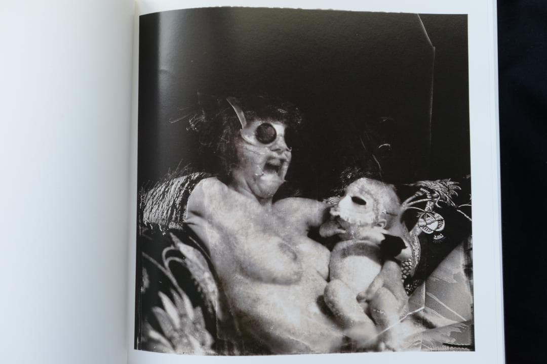 【The Bone House ：Joel-Peter Witkin 】★新品