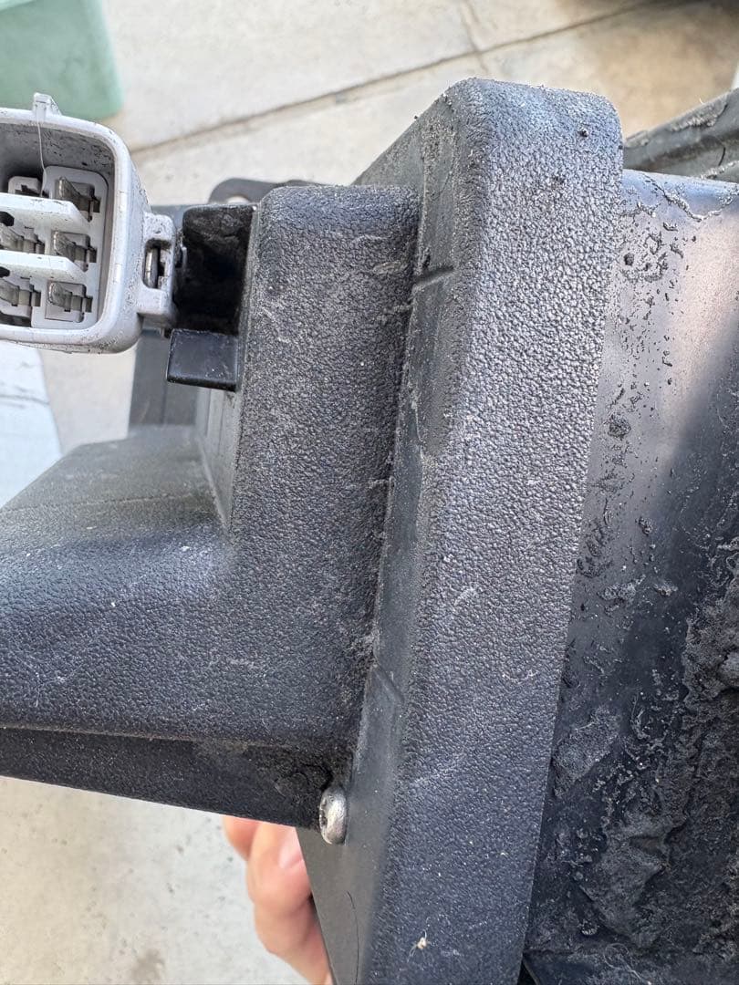 日野テールライト クリア/レッド 24V