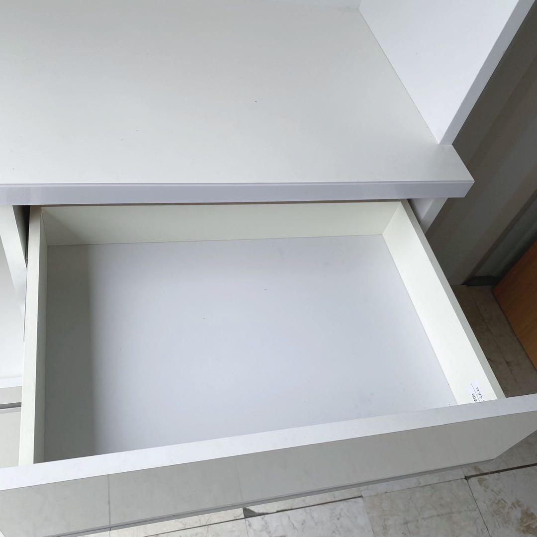 取付無料！ソフトクローズ おしゃれホワイトインテリアキッチンボード 食器棚✨