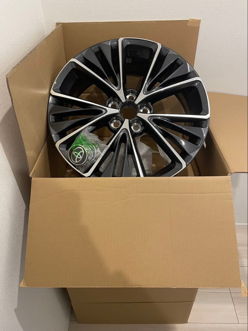 トヨタ　プリウス 60系　新車外し