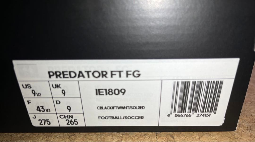 27.5 プレデター ELITE FT FG コアブラック フットウェアホワイト