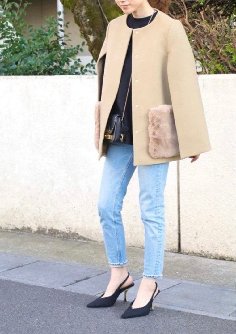 em. エムドット　ポンチョ