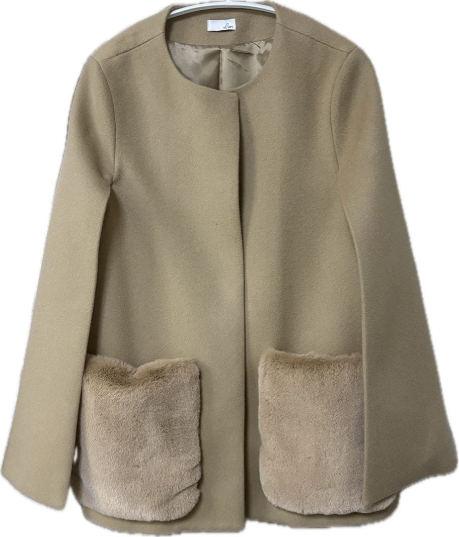 em. エムドット　ポンチョ