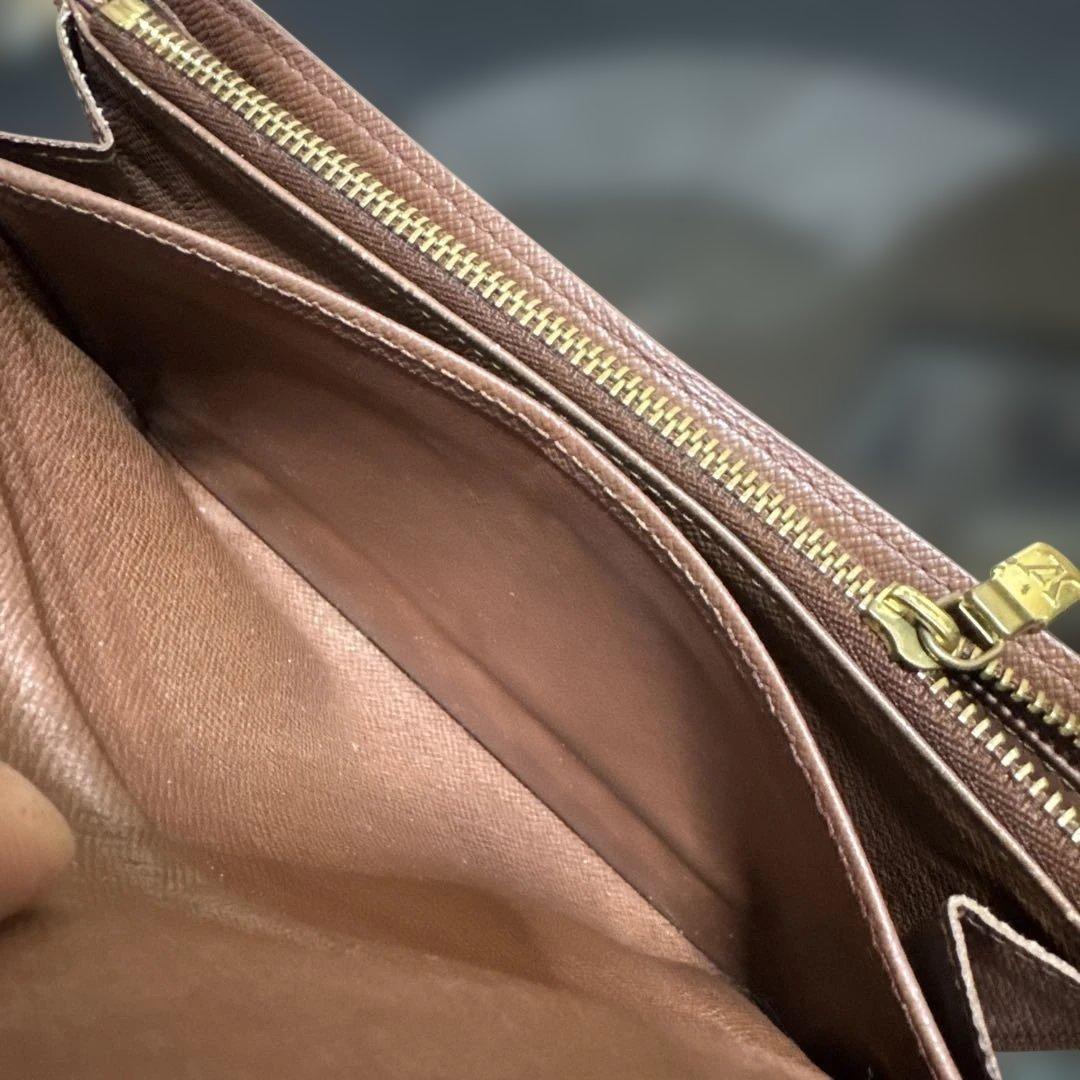 12☆良品♪カード10枚タイプ☆サラ長財布