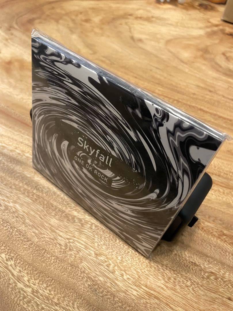 正規品 会場限定盤 Skyfall ONE OK ROCK CD ワンオクロック