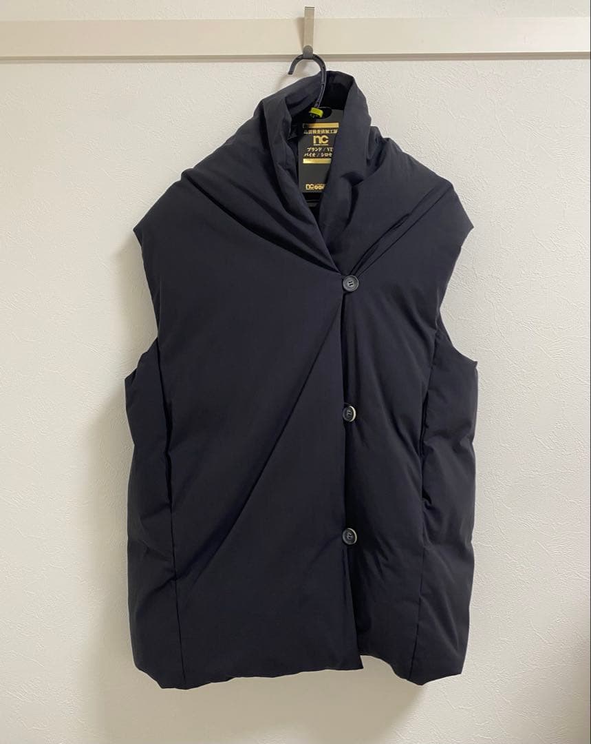 CYAN tokyo ストール ライク ダウン ベスト ブラック