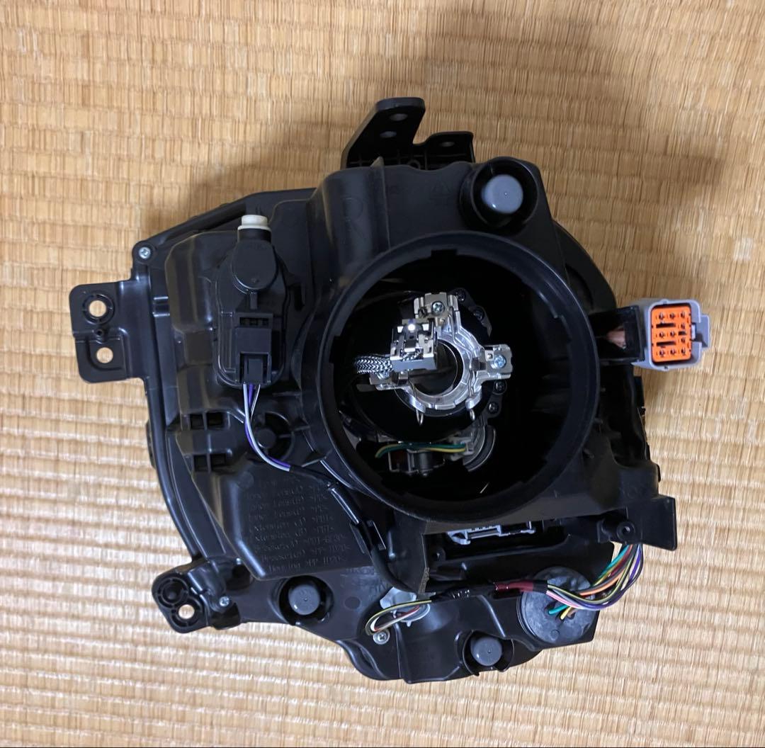 スズキラパン(HE33S)右HIDヘッドライトユニット