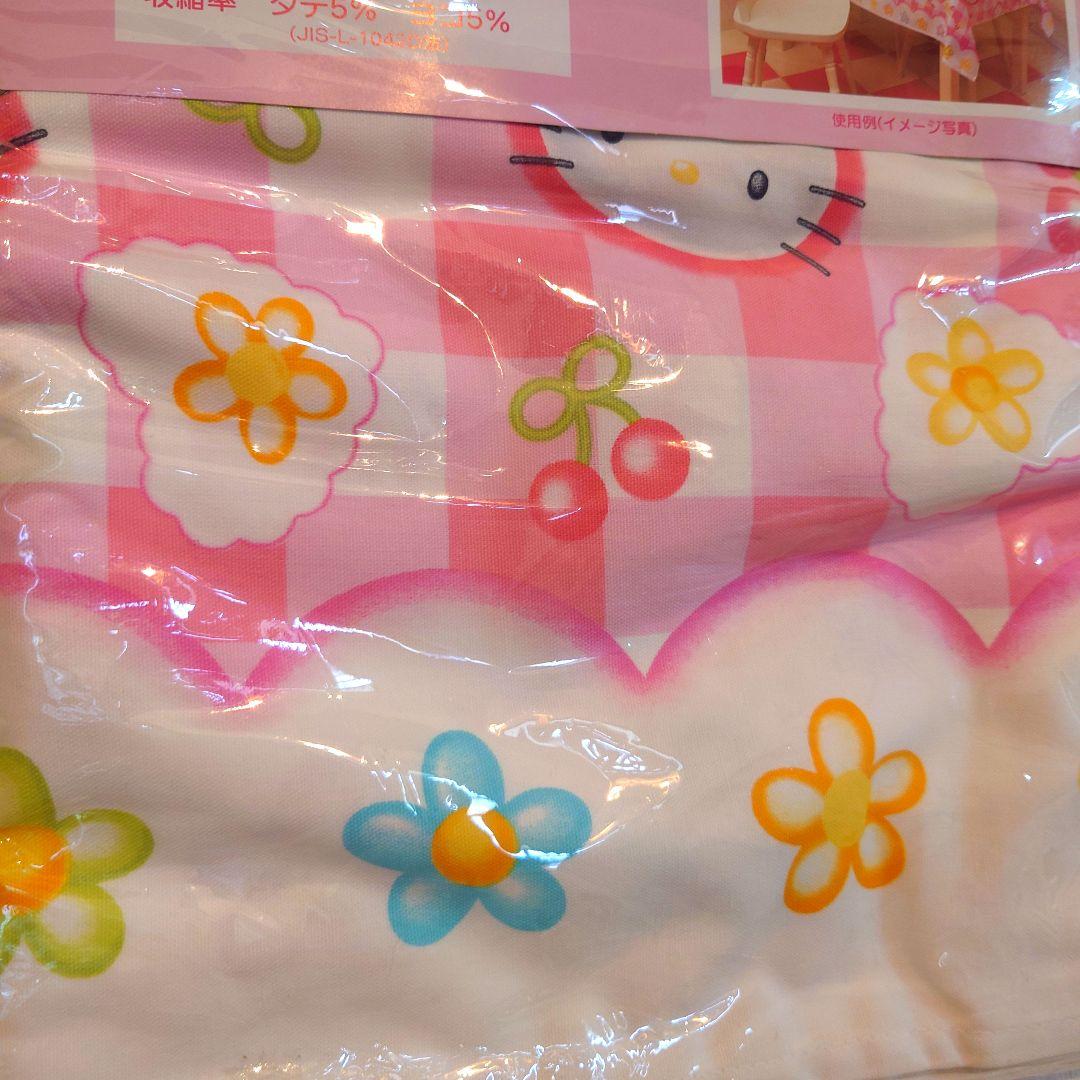 ば*ん様 ハローキティ　テーブルクロス　さくらんぼ　カオハナ　レトロ　平成　19