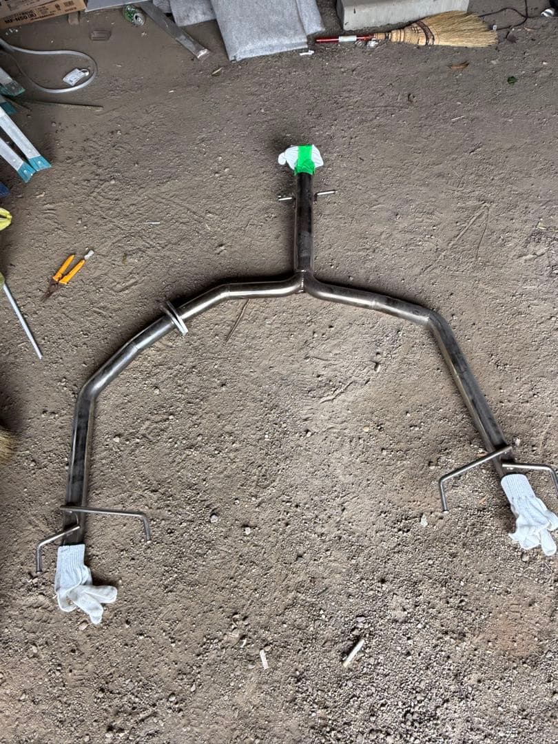 18クラウンリアピースマフラー