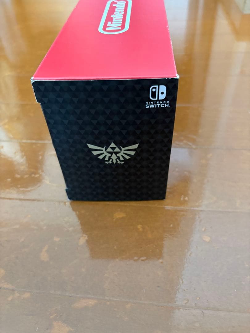 中古美品！ Nintendo Switch Lite本体 ハイラルエディション