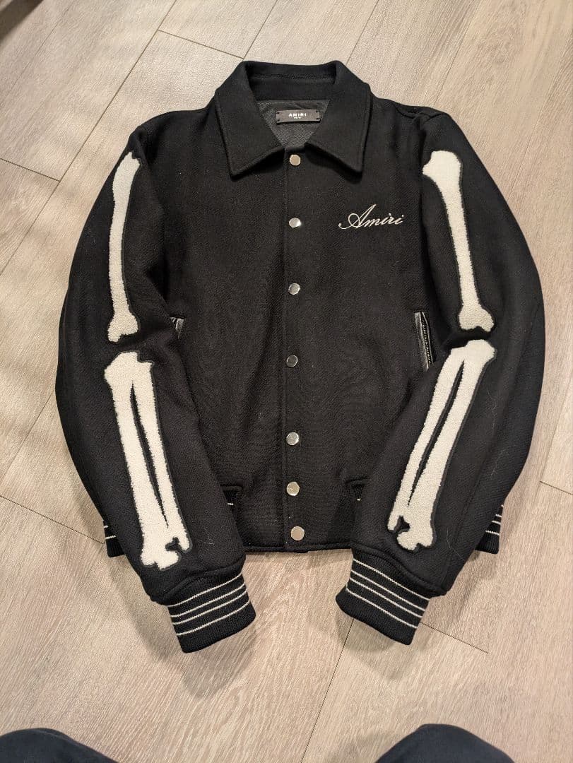 ぱるるん　Amiri 骨 ボーンバーシティウールブルゾン 50