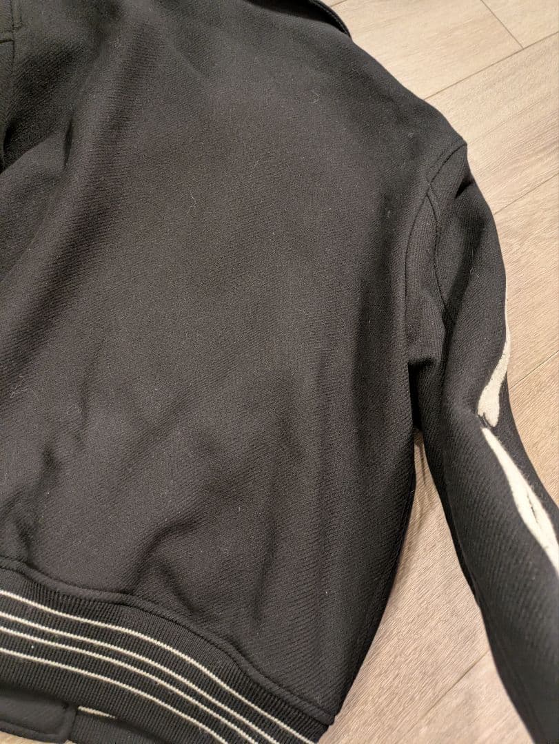 ぱるるん　Amiri 骨 ボーンバーシティウールブルゾン 50