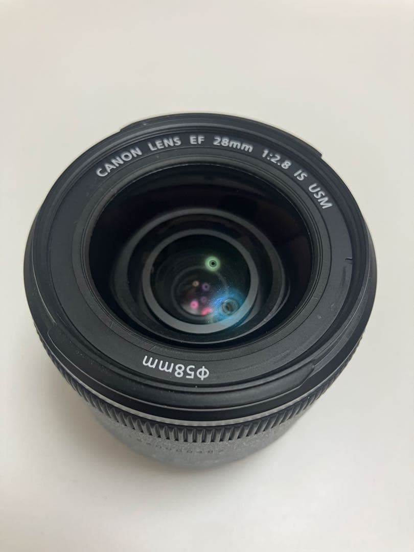 Canon EF 28mm f/2.8 IS USM レンズ