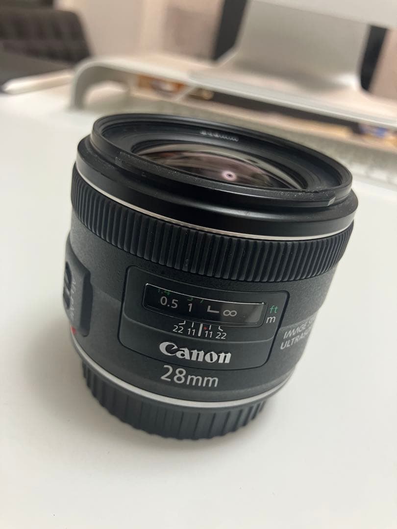 Canon EF 28mm f/2.8 IS USM レンズ