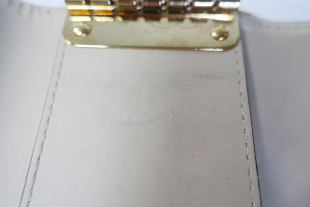 ロエベ　リピートアナグラム　6連キーケース エンボスシルクカーフ