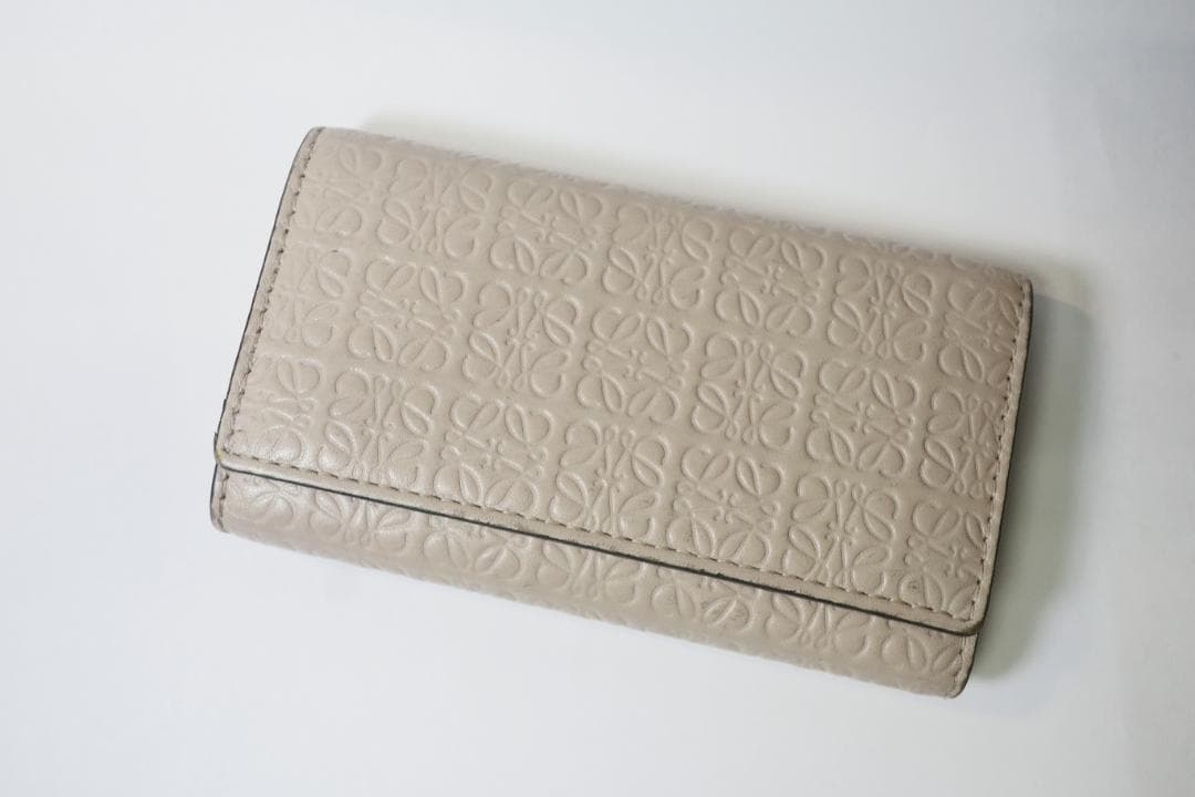 ロエベ　リピートアナグラム　6連キーケース エンボスシルクカーフ