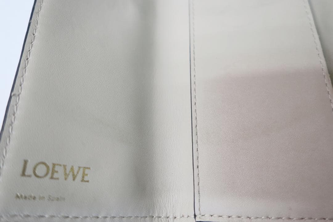 ロエベ　リピートアナグラム　6連キーケース エンボスシルクカーフ