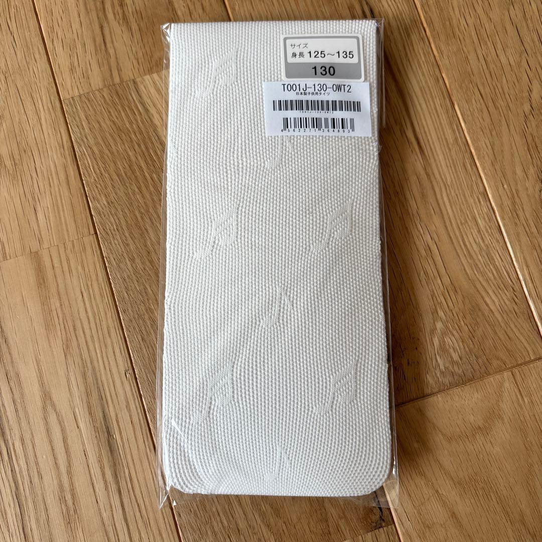 DRESCCO フラワーケミカルレースイエロードレス　ヘアアクセサリー、タイツ付