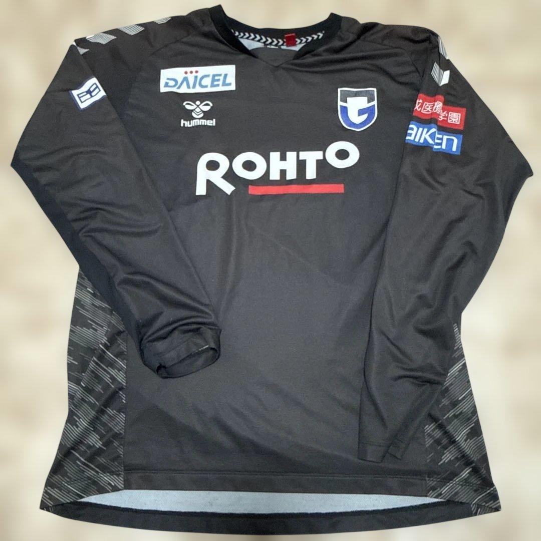 V*》様 ガンバ大阪 支給品 hummel 長袖シャツ 黒 ROHTO