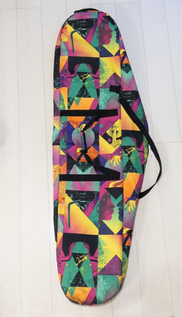 スノーボードセット（ボード、ビンディング、ケース、ゴーグル、グローブ）