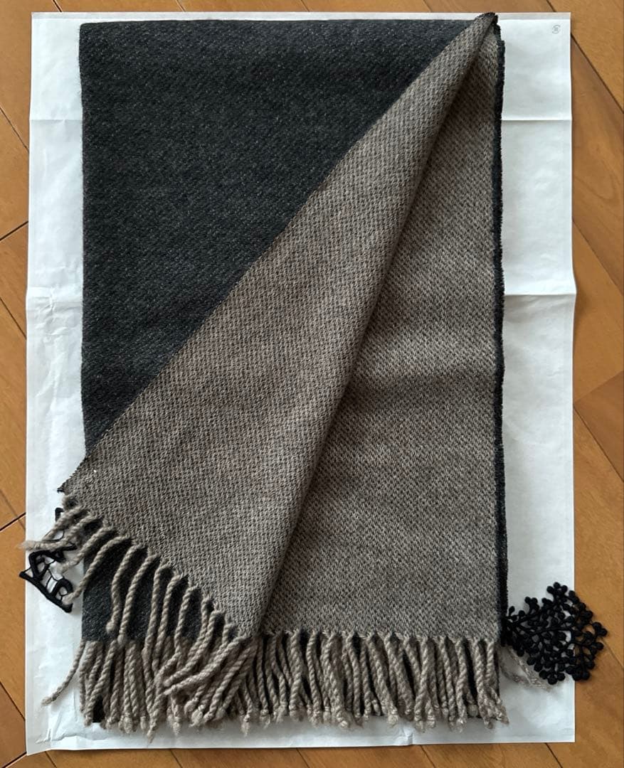 お*ん様 新品未使用　ミナペルホネン　カシミヤストール　マフラー　 定価以下