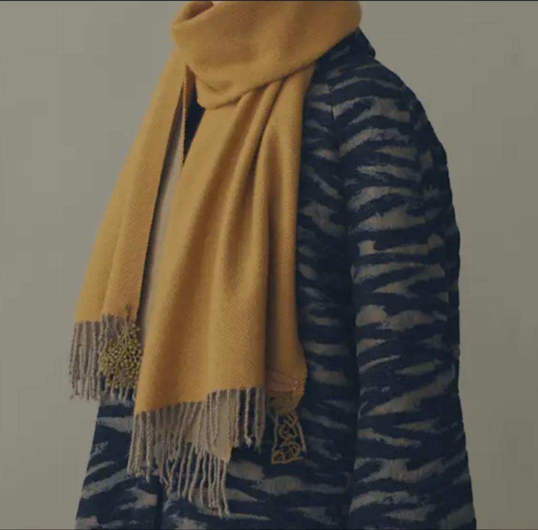 お*ん様 新品未使用　ミナペルホネン　カシミヤストール　マフラー　 定価以下