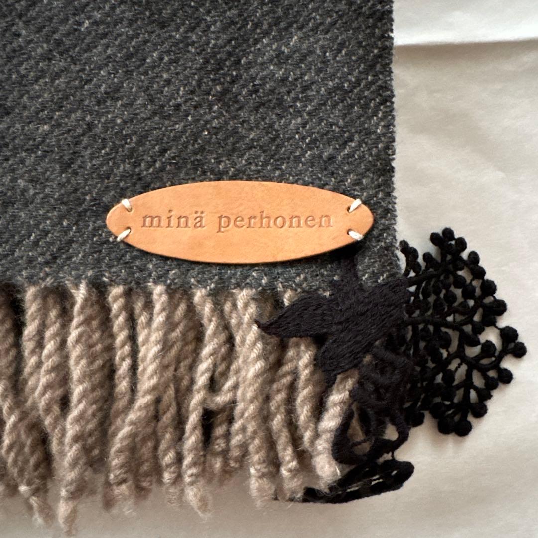 お*ん様 新品未使用　ミナペルホネン　カシミヤストール　マフラー　 定価以下