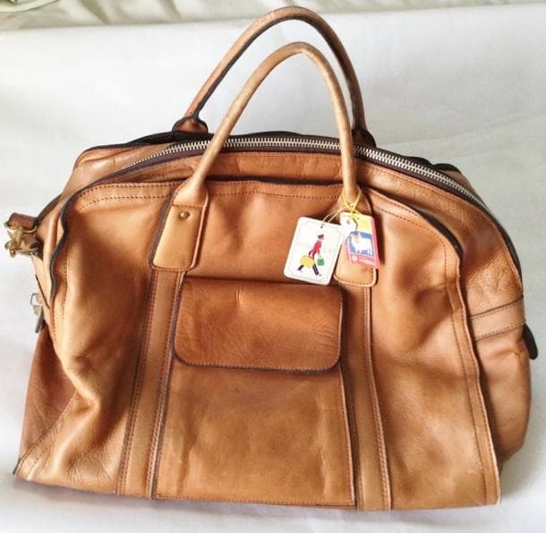 ［セール！］牛革ボストンバッグ　茶色　肩掛けストラップ付 　旅行鞄