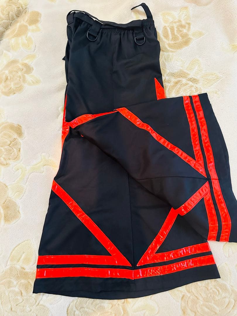 ファットパンツ 十字架